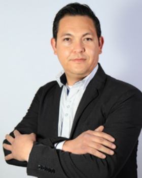 洛伦佐亚历杭德罗罗萨莱斯里维拉