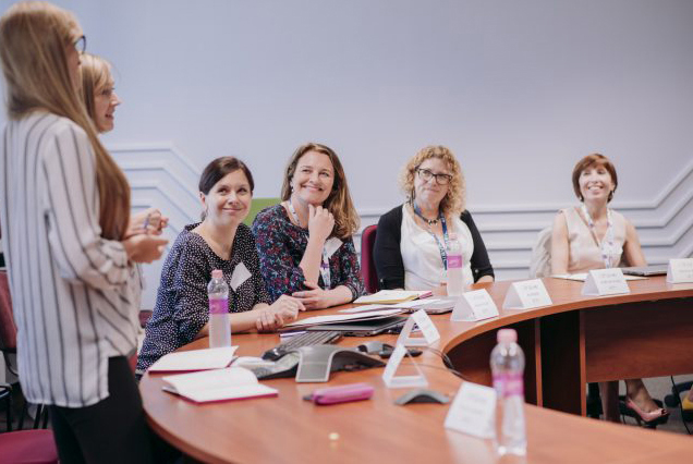 Tiszaújváros“权力论坛:一个激励的空间。