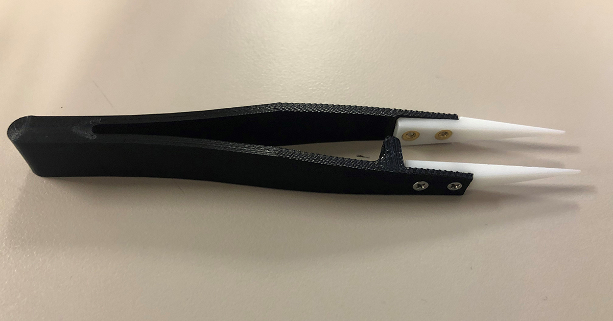 3 d-printed-tooling-tweezers
