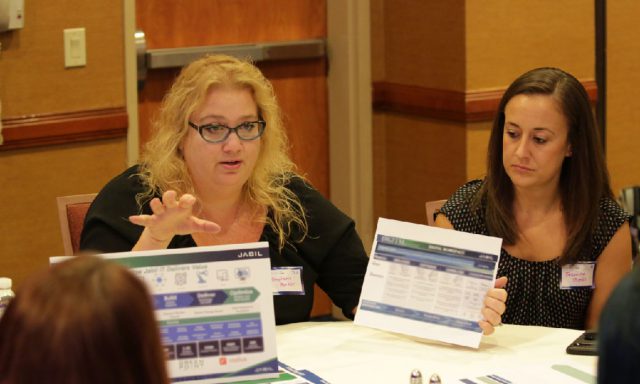 两个独特的职业由STE开云体育单双M |中的“M”连接起来